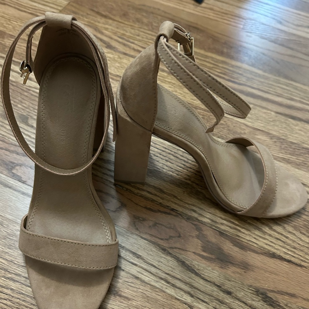 Nude heels